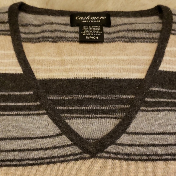 NWOT Lord & Taylor Cashmere Sweater - Picture 3 of 4